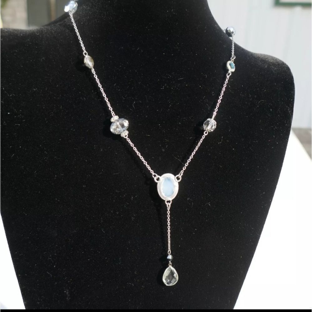 Ali Kahn New York Y-drop Necklace Opaque Clear Crystals Silvertone 18 inch - Picture 5 of 7